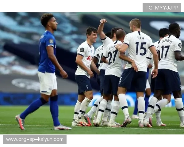 孙兴慜禁区边缘抽射建功，热刺攻势稳固推进