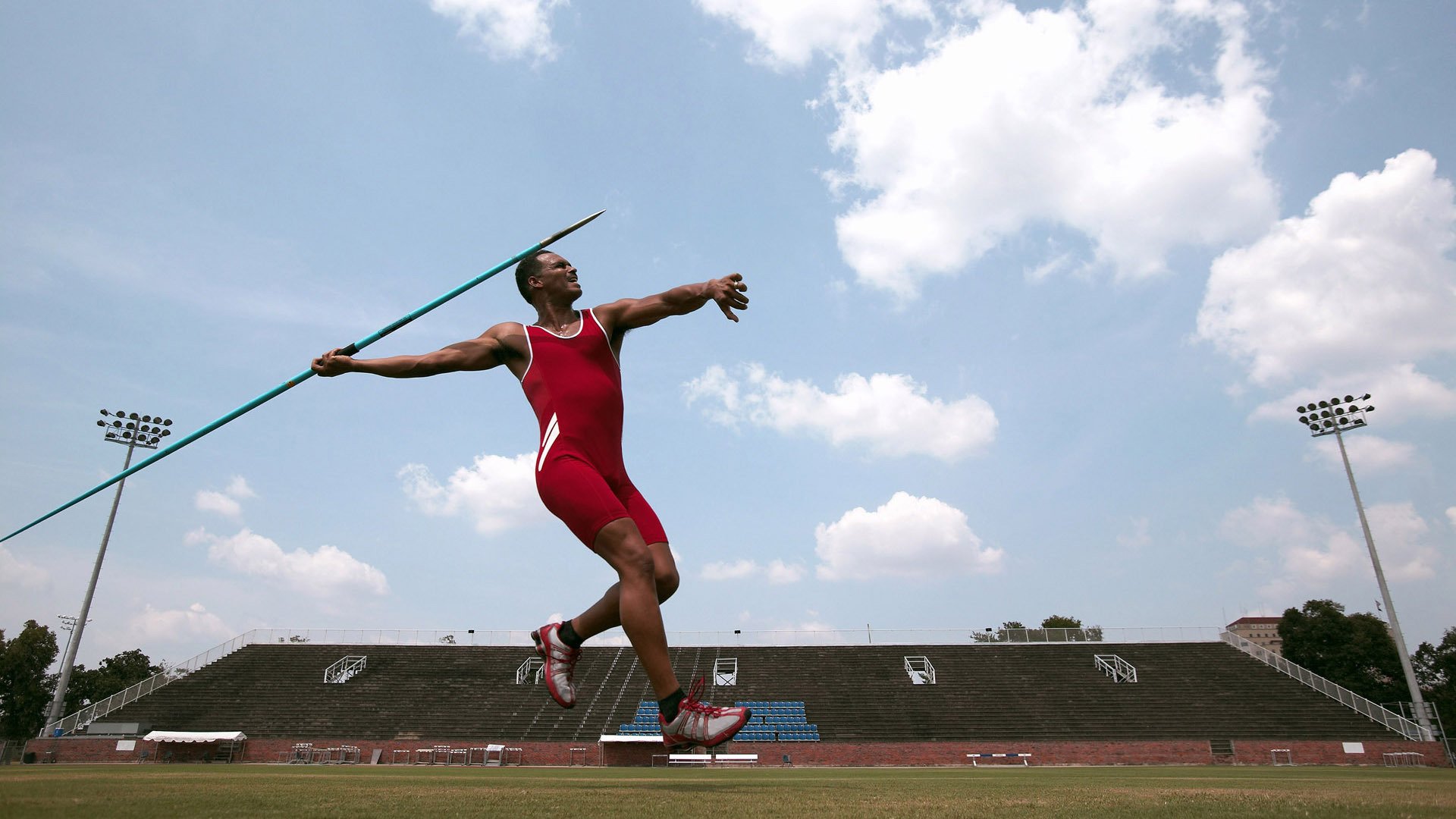 Clark 适应能力强，是球队多面手，clark球员